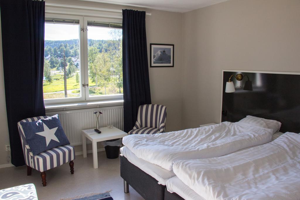 Docksta Hotell Экстерьер фото