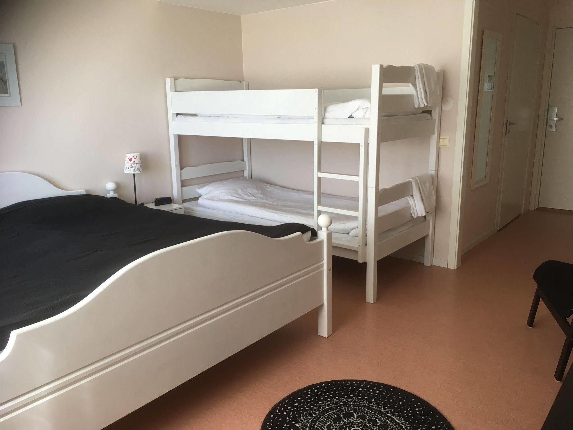 Docksta Hotell Экстерьер фото
